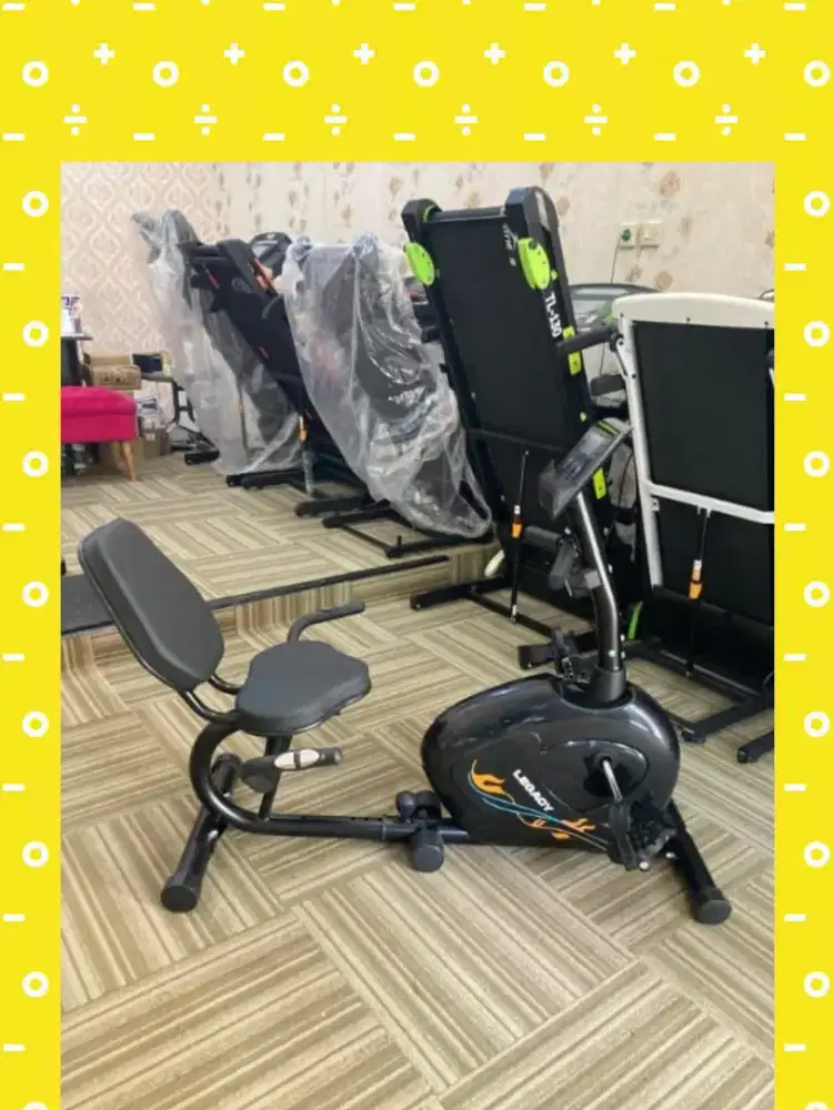 Sepeda statis Recumbent Legacy alat fitnes MKU-796
