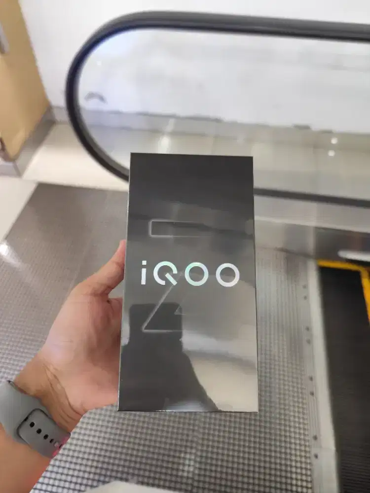 IQOO Z10R 5G 12/256 BLACK NOREPACK