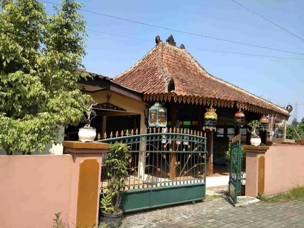Rumah Joglo Jati nuansa pedesaan Pamijen Baturaden Purwokerto
