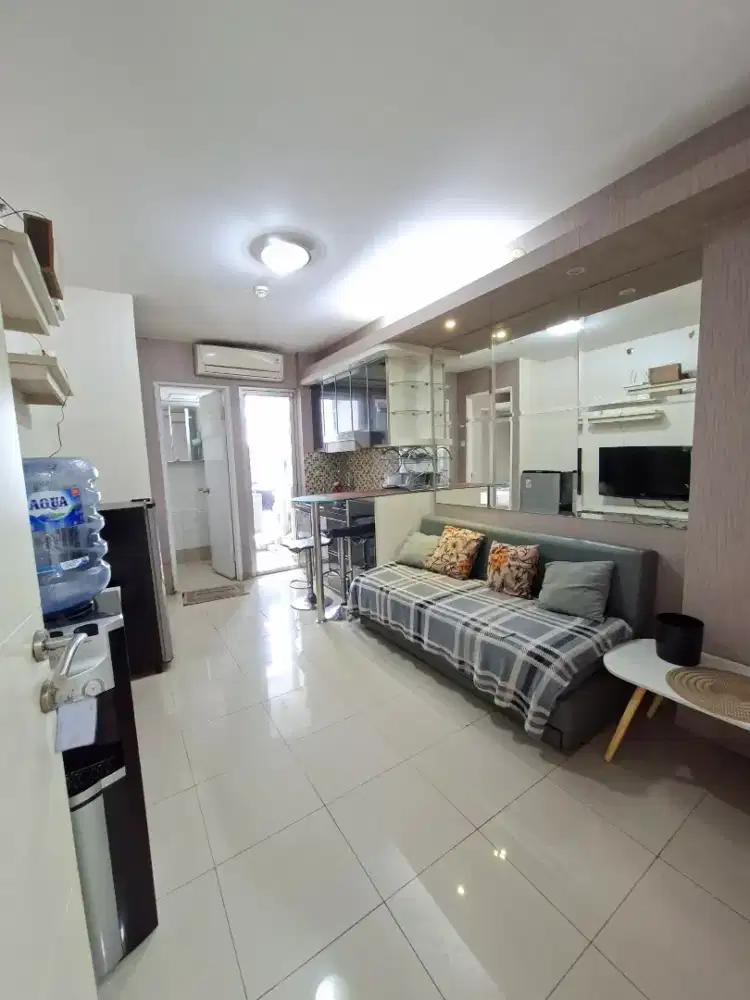 Sewa 2BR Hook Apartemen Bassura City Tower Cattleya 5 JT/bln Free ipl