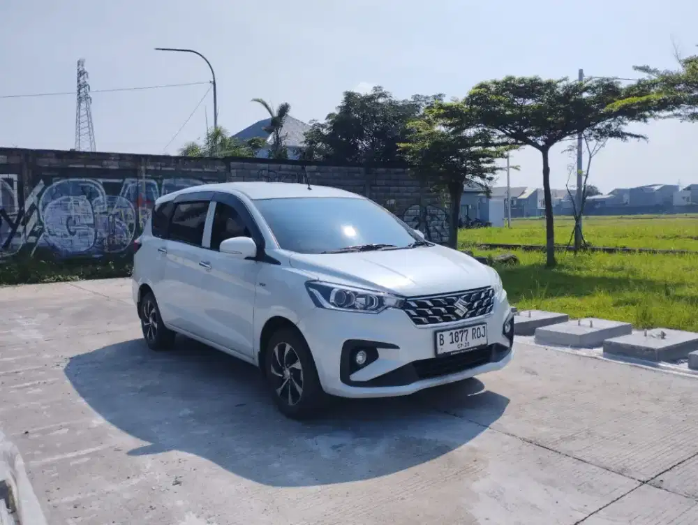 Dp 10 JT Ertiga GX Hybrd AT 2023