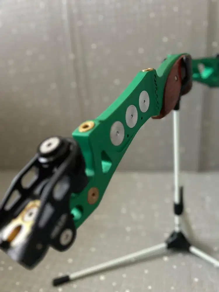 Riser Gillo GT 25 (busur panah ILF)