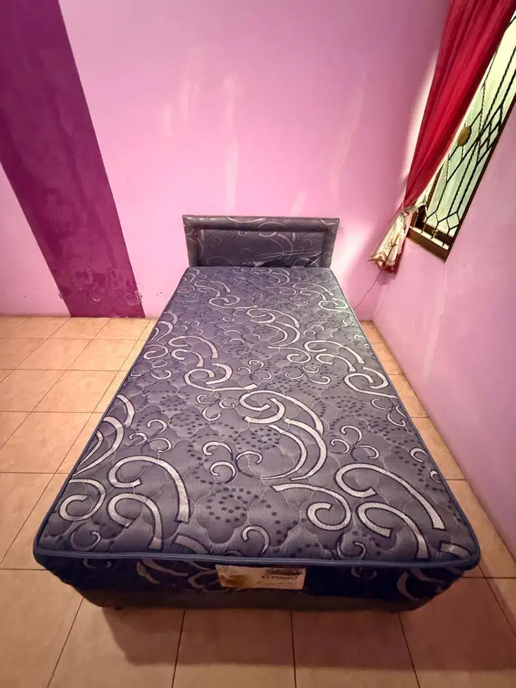 Dijual tempat tidur Spring Bed Guhdo Legenda -  beserta dipan