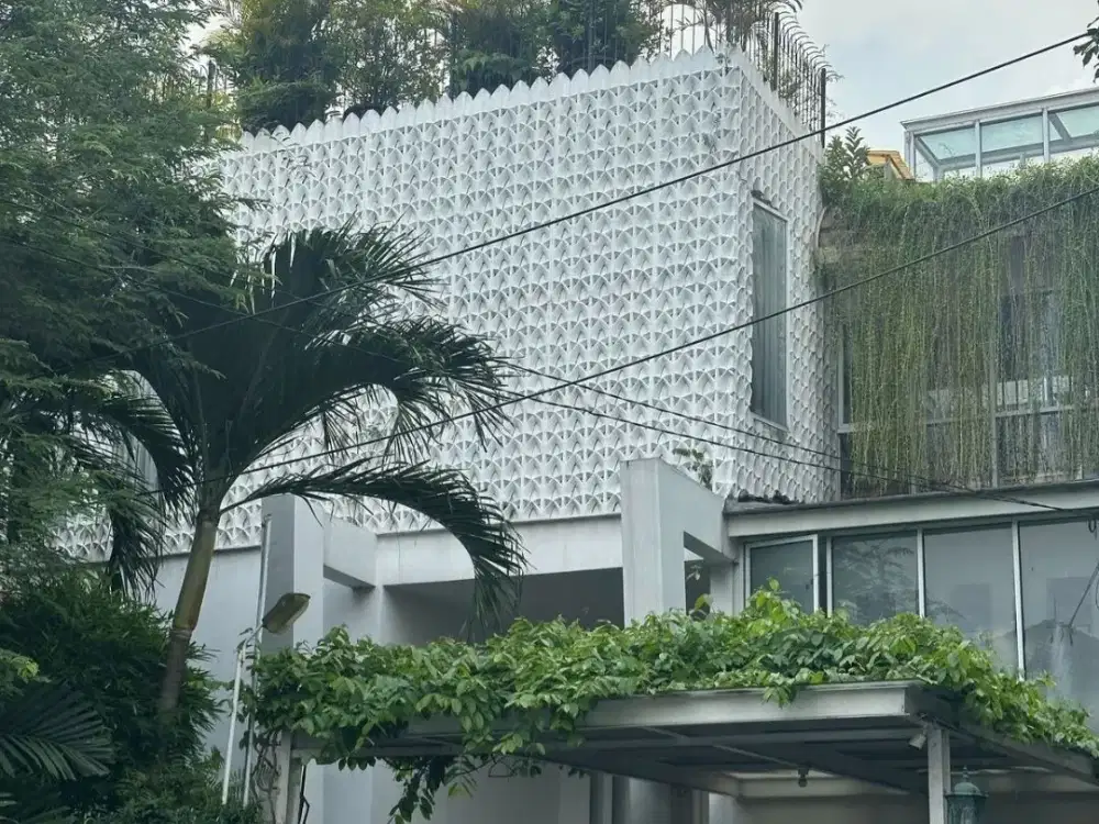 Rumah Di Pulo Asem Timur - Row Jalan Lebar 4 Mobil