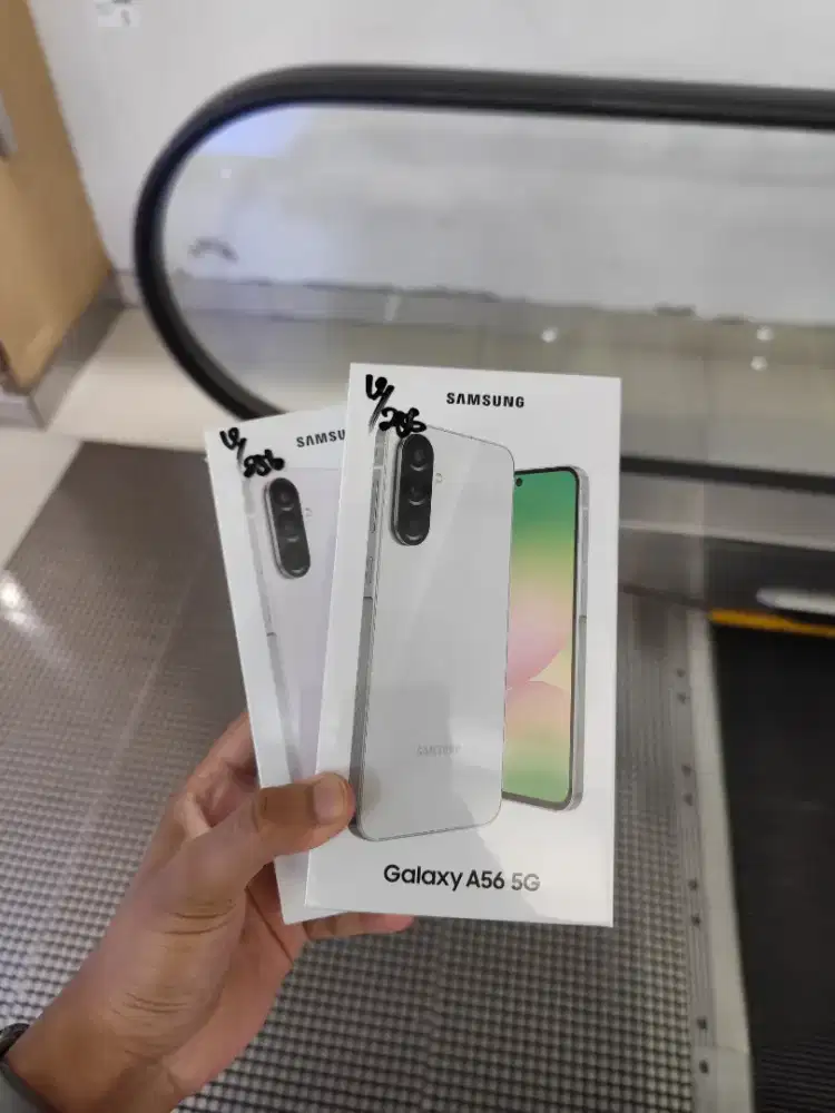 Samsung A56 5g 12/256 light grayy