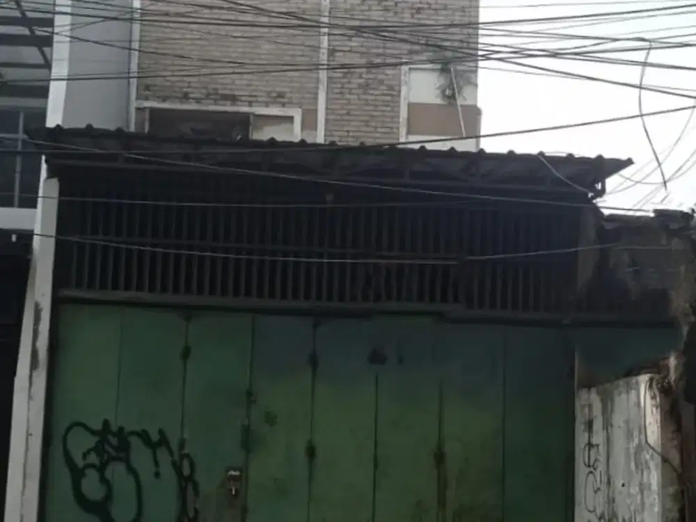 RUKO DISEWAKAN atau DI JUAL Strategis RUKO SUPER PANJANG 36 METER DI JALAN UTAMA KRANGGAN