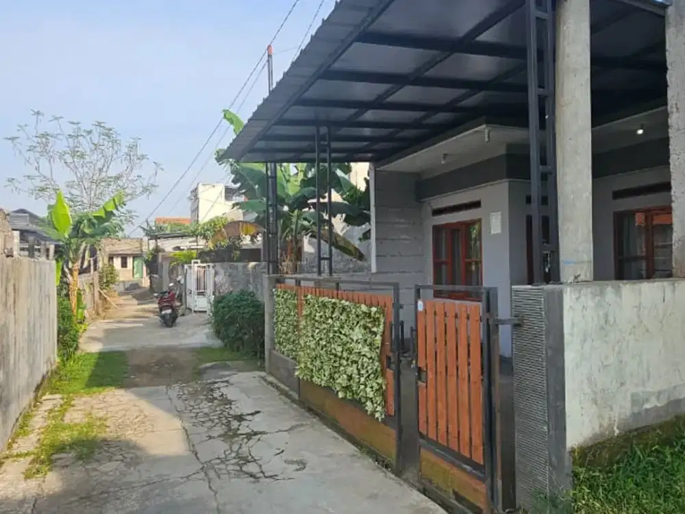 DIJUAL RUMAH CIHANJUANG CIMAHI HUNIAN NYAMAN DAN STRATEGIS