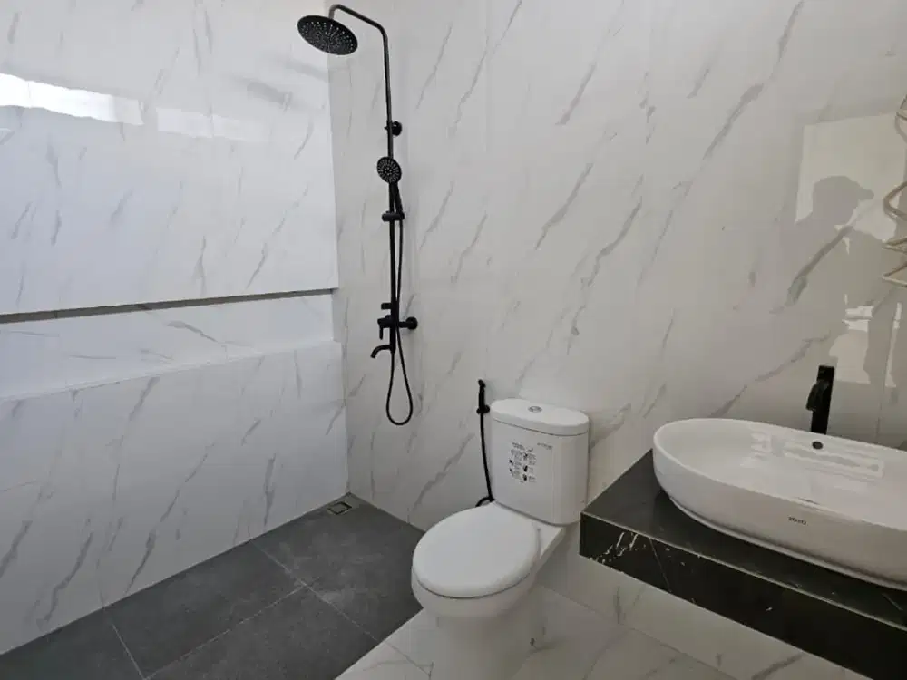 DIJUAL RUMAH BARU DI SEKALIMUS BANDUNG NYAMAN DAN STRATEGIS