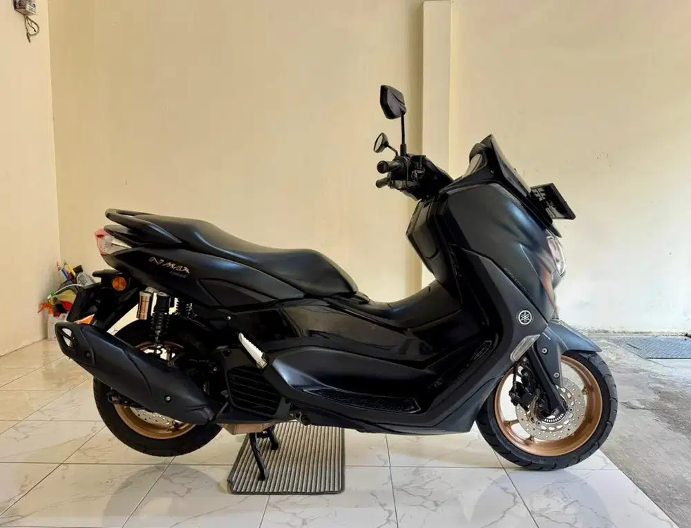 Yamaha Nmax New Keyless ABS (Tipe Tertinggi) MULUSSS Pajak Panjang