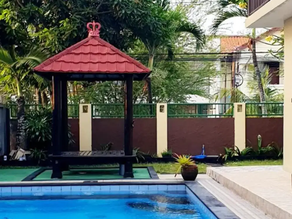 RUMAH SEMI VILLA 2 LANTAI DI PURI GADING JIMBARAN BADUNG, BALI