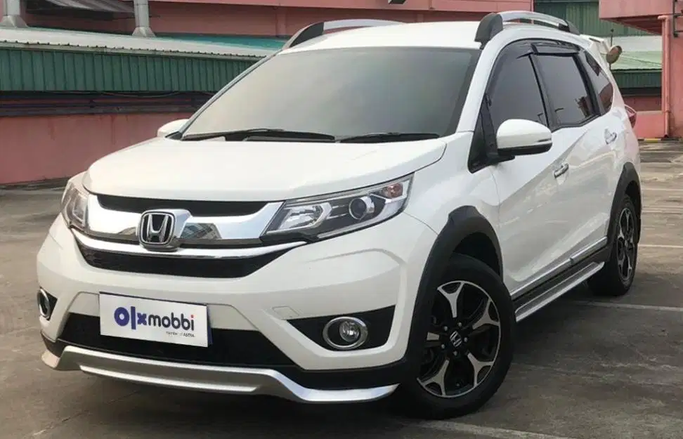 TDP 8,JT, Honda BR-V 1.5 E Prestige Bensin-AT Putih 2017