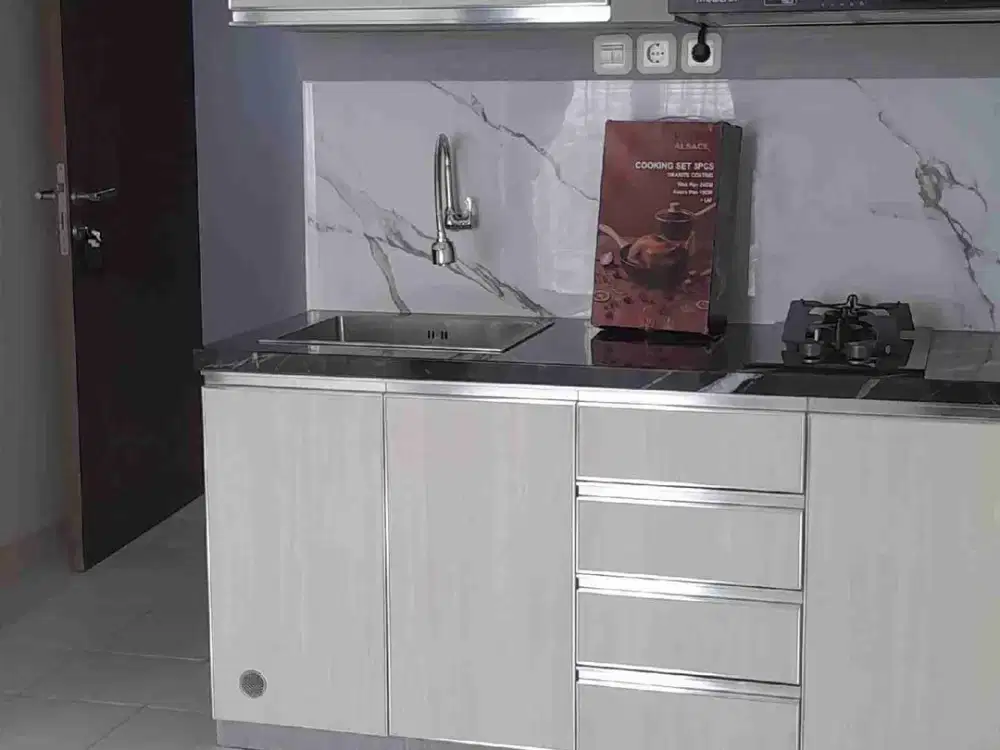 Disewakan Apartemen 2BR semifurnis murah