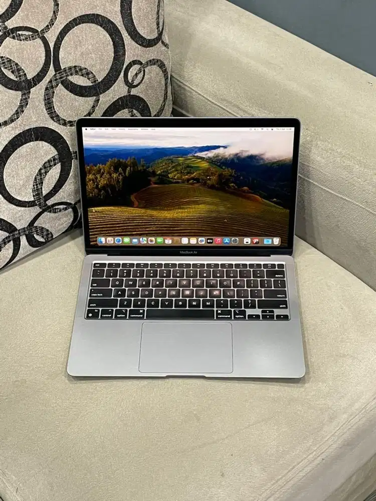 Macbook Air M1 13” 8/256GB Gray