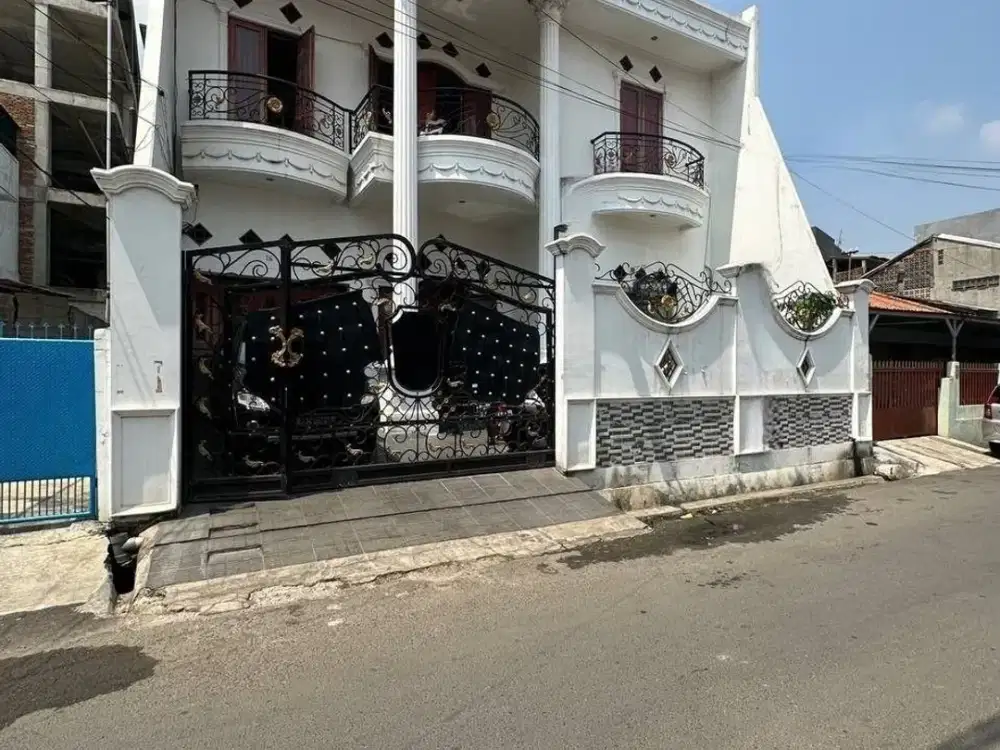 Jual Rumah di Jatinegara Jakarta Ruman  shm 6 kamar Sangat Strategis