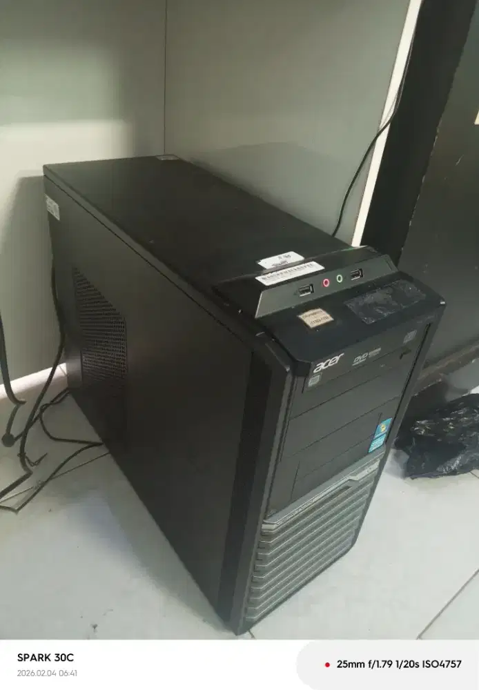 Set komputer Acer veriton