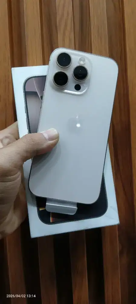 iPhone 16pro 256gb ibox