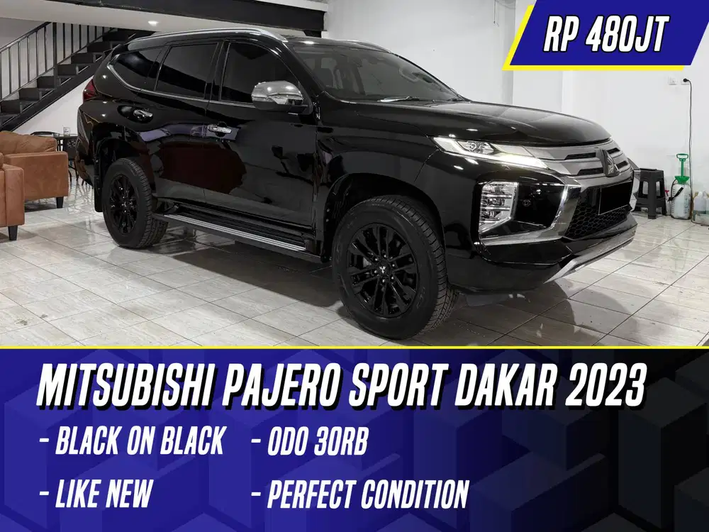 Mitsubishi Pajero Sport Dakar 2023 Black Hitam