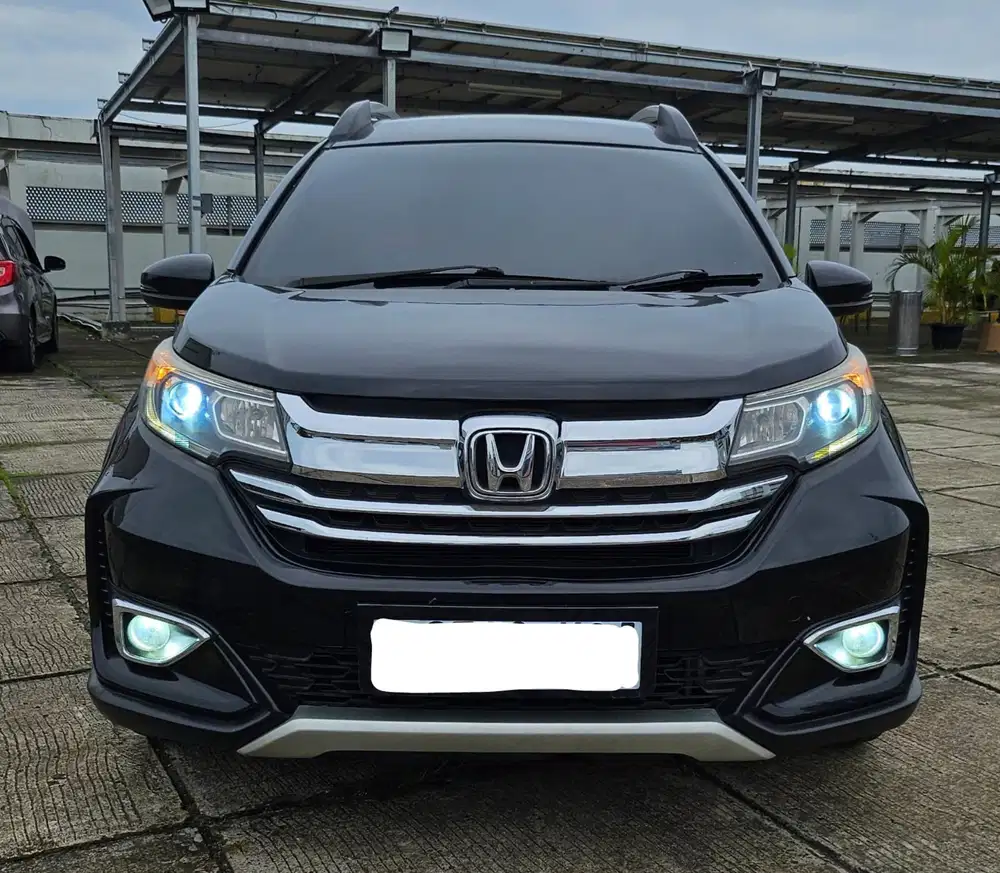 BR-V E prestige 1.5 matictahun 2019 warna hitam
