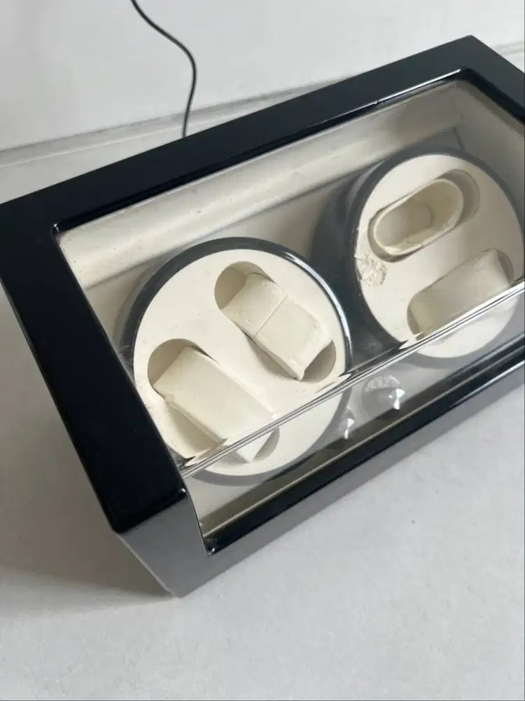 Watch Winder 4+0 Second Milik Pribadi Fungsi Normal Lengkap Dengan Dus
