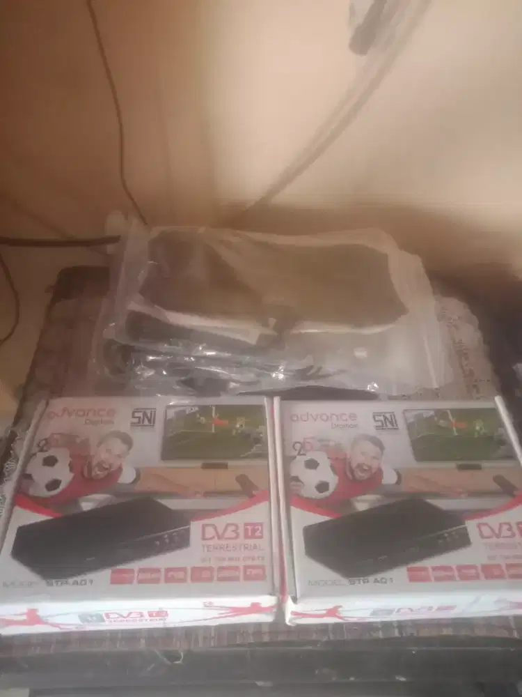 STB ADVANCE & ANTENA INDOOR TAFTWARE BARU BUAT TV ANALOG SIAP DIGITAL