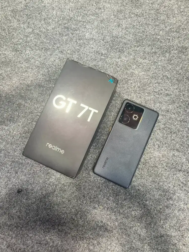 Realme GT 7T 12/256gb