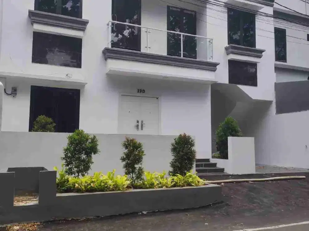 Rumah mewah strategis harga di bawah 2m di cempaka putih jakarta pusat