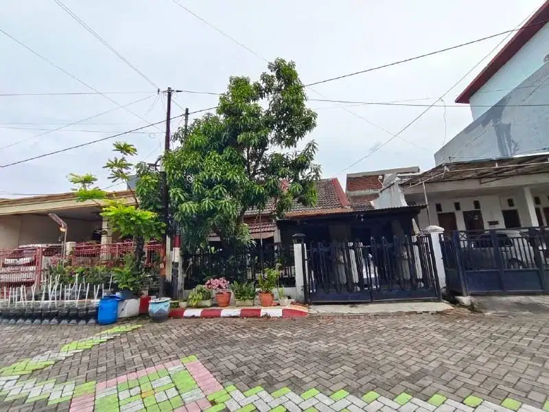 Rumah Di Babatan Wiyung Surabaya Kondisi Terawat Dan Nyaman Siap Huni