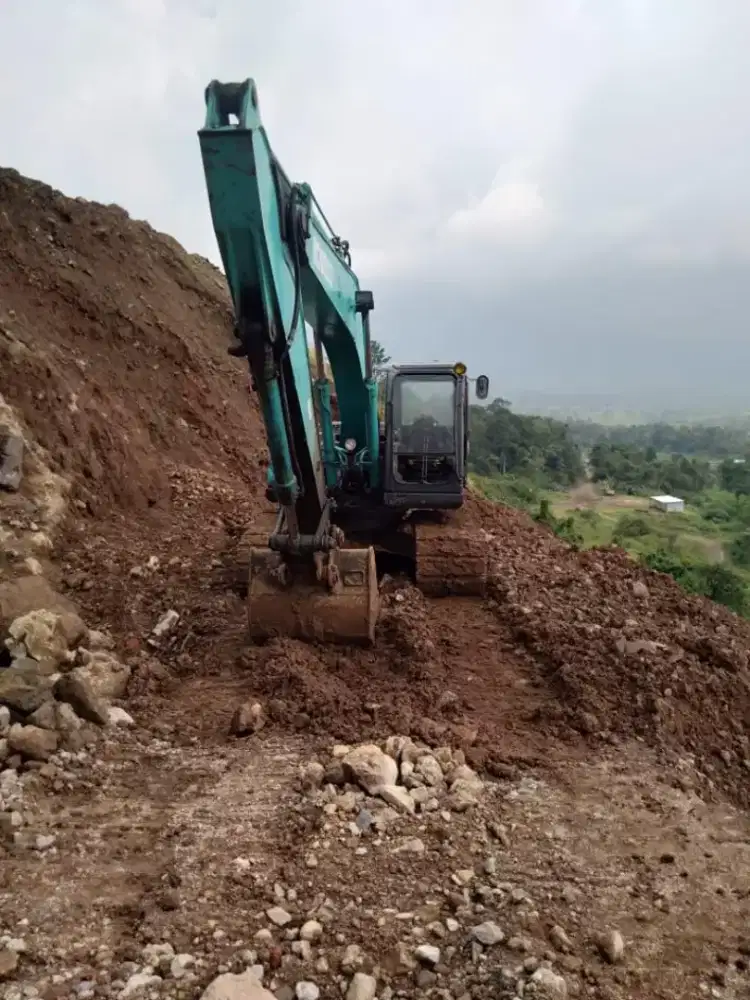 Cut and fill bongkaran rumah tua hotmix aspal jalan