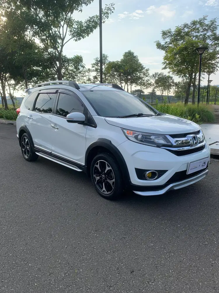 BR-V E Prestige CVT 2016