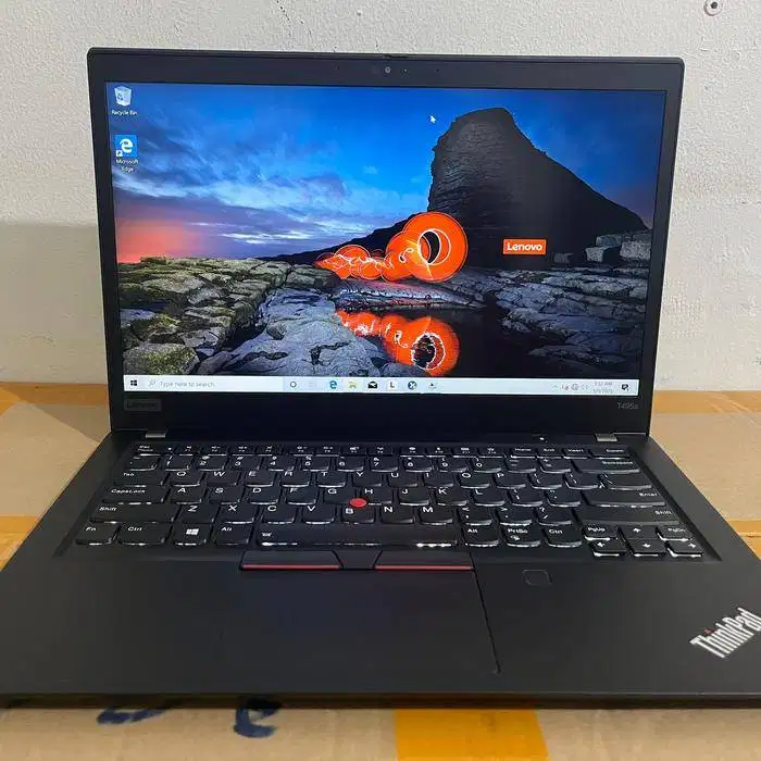 LAPTOP Lenovo T495s Ryzen 5 PRO 3500 16GB/256GB LAYAR 14INCH *RVR