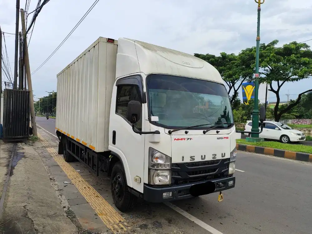 Isuzu Elf NMR71 L 6 Roda Box Long Chasis 2021