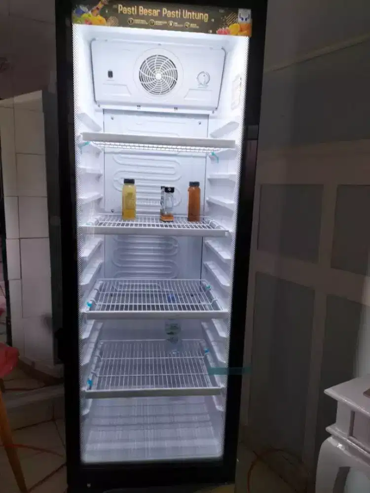 Showcase polytron 5 rak