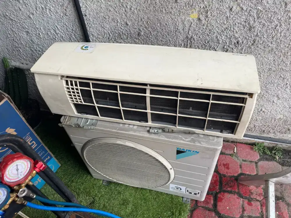 AC Daikin 1 1/2 PK