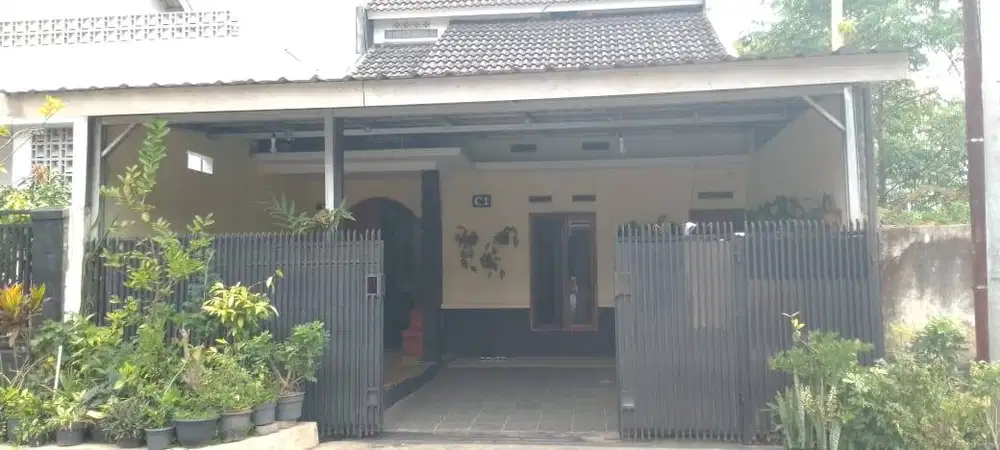 DIJUAL CEPAT RUMAH 2 LANTAI, STRATEGIS