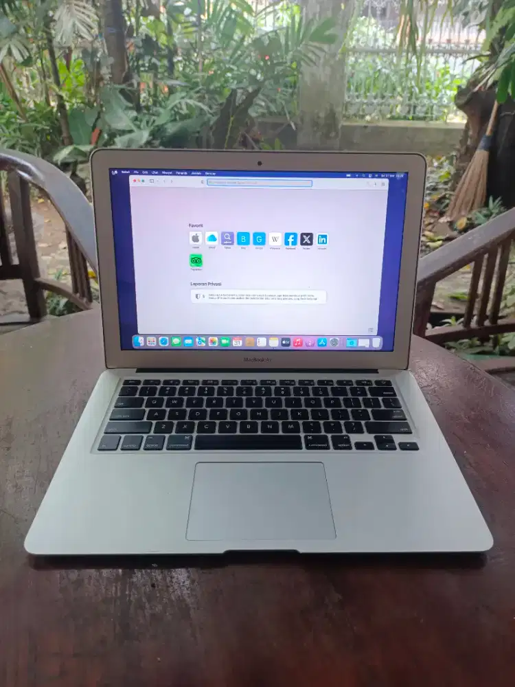 Macbook Air 2017 8/256 no dent no minus unit carger NET no NEGO