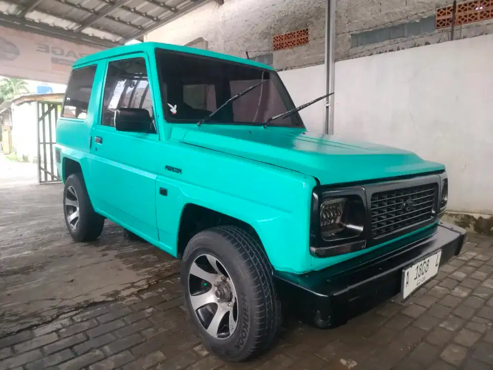 Daihatsu Feroza th95