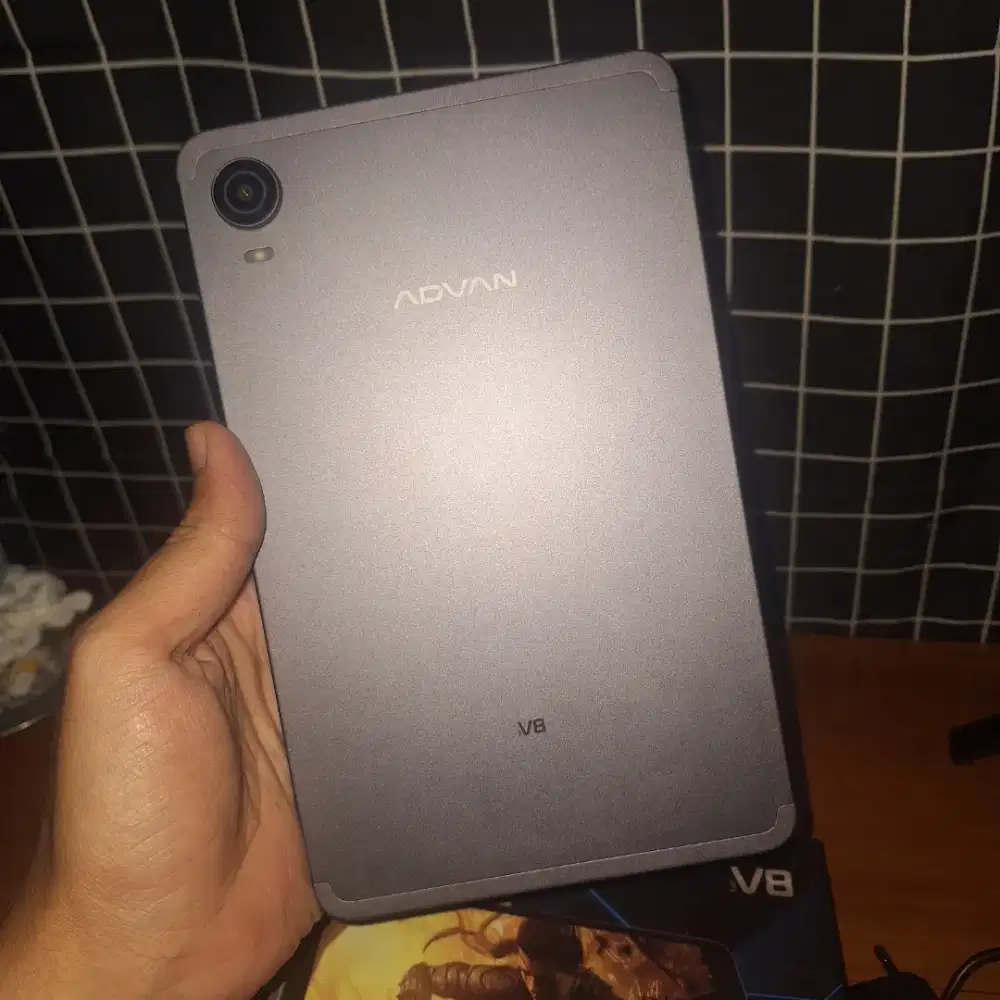 Tab Advan V8 dual SIM 4G support SD card