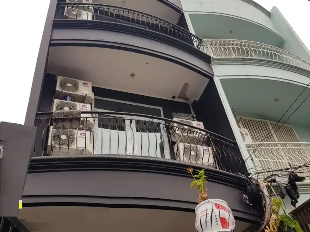 Kost 4 Lantai di Tomang Grogol Dekat Kampus