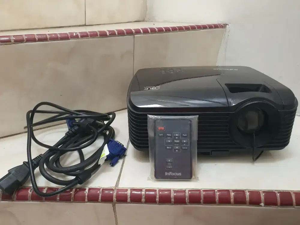 Proyektor Infocus like new