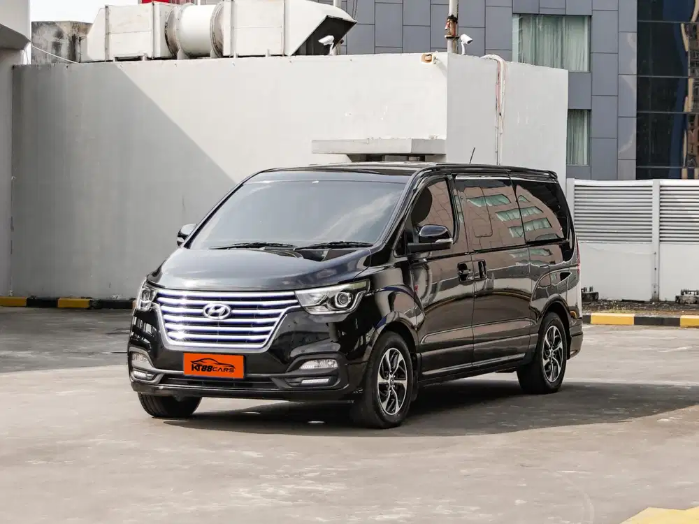 Hyundai H1 Royale CRDI Matic Disel 2019 hitam ganjil