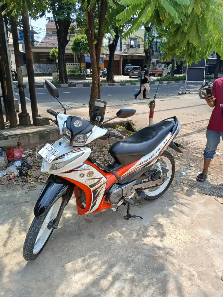 Jual Yamaha Jupiter Z1 iklan komeng ngebut jacket koyak motor istimewa