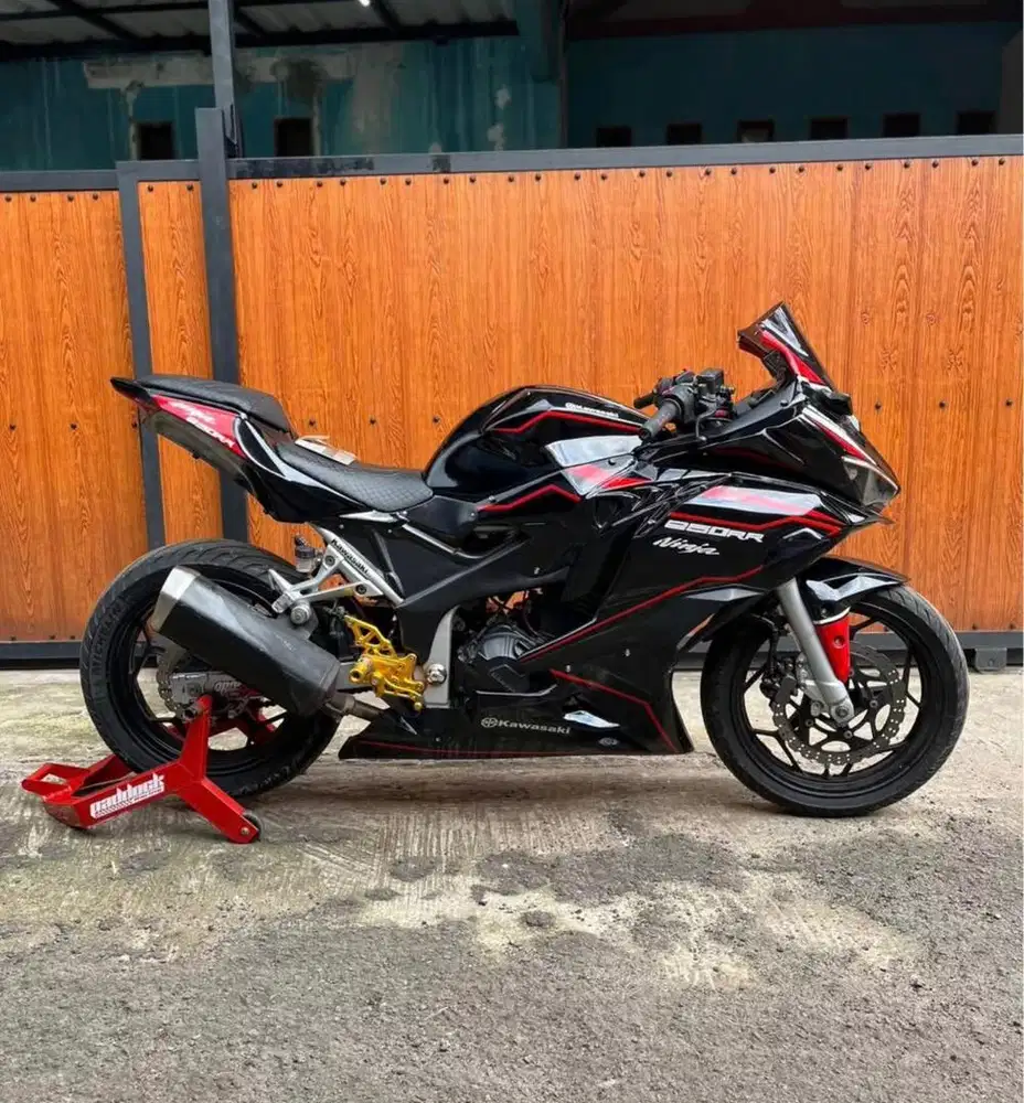 Ninja 250 Fi Tahun 2014 Modif ZX