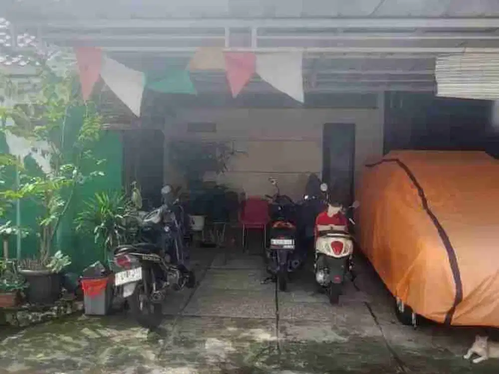 Dijual Rumah lokasi Strategis, dekat Tol Desaril, LRT & Mall, SHM, Kalisari Pasar Rebo - Jakarta Timur.