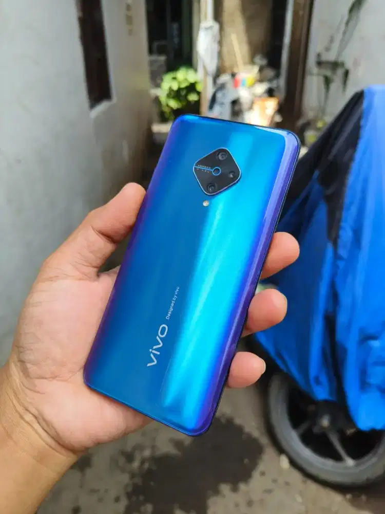 Vivo s1 pro 8/128 amoled
