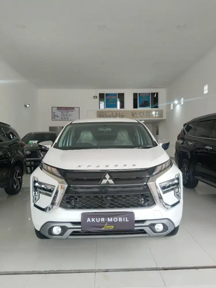 DP 40JT ! XPANDER ULTIMATE AT 2024 pemakaian 2025 PUTIH  FUL ORI