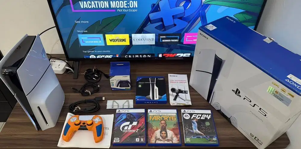 PS5 Slim Disk & Digital 1TB + 3 Kaset (mulus & lengkap)