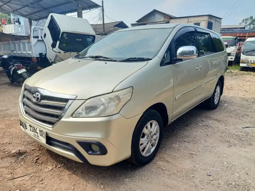 Toyota kijang innova G 2.0 bensin metik