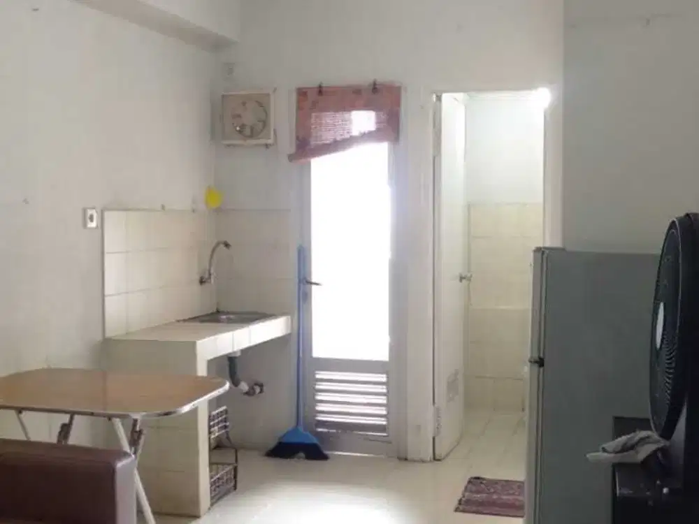 Disewakan Grand Emerald Apartemen Gading Nias 2 Kamar Furnish Tahunan