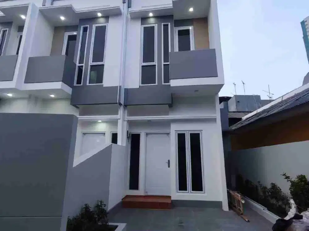 rumah murah  nyaman lokasi strategis jl kayu manis mattraman jakarta timur