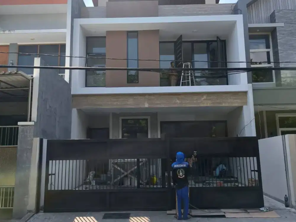 Rumah Baru Gress Manyar Tirtoyoso*Row Jalan Double Way